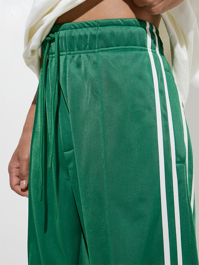 Westside Nuon Men's Jade Green Striped Relaxed-Fit Mid-Rise Track Pants for Casual Wear Zoomed View