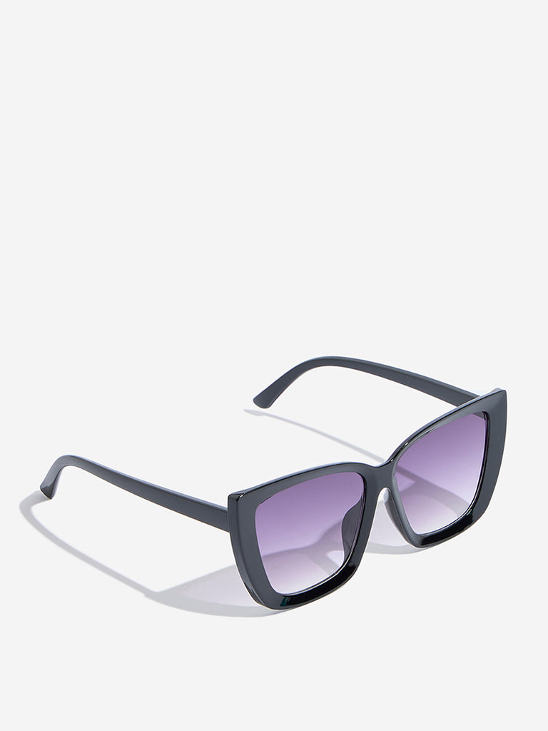 Westside Accessories Black Wayfarer Sunglasses with Pouch