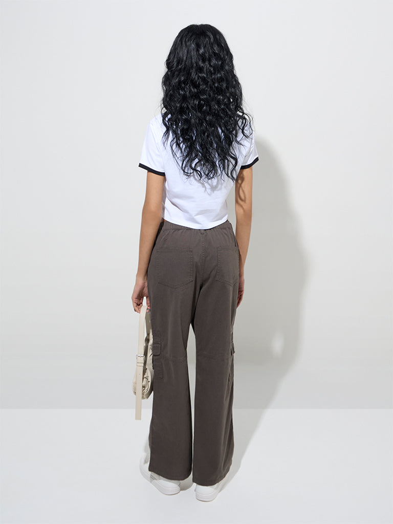 Westside Nuon Women's Dark Brown Cargo-Style Mid-Rise Cotton Pants for Casual Wear Back View