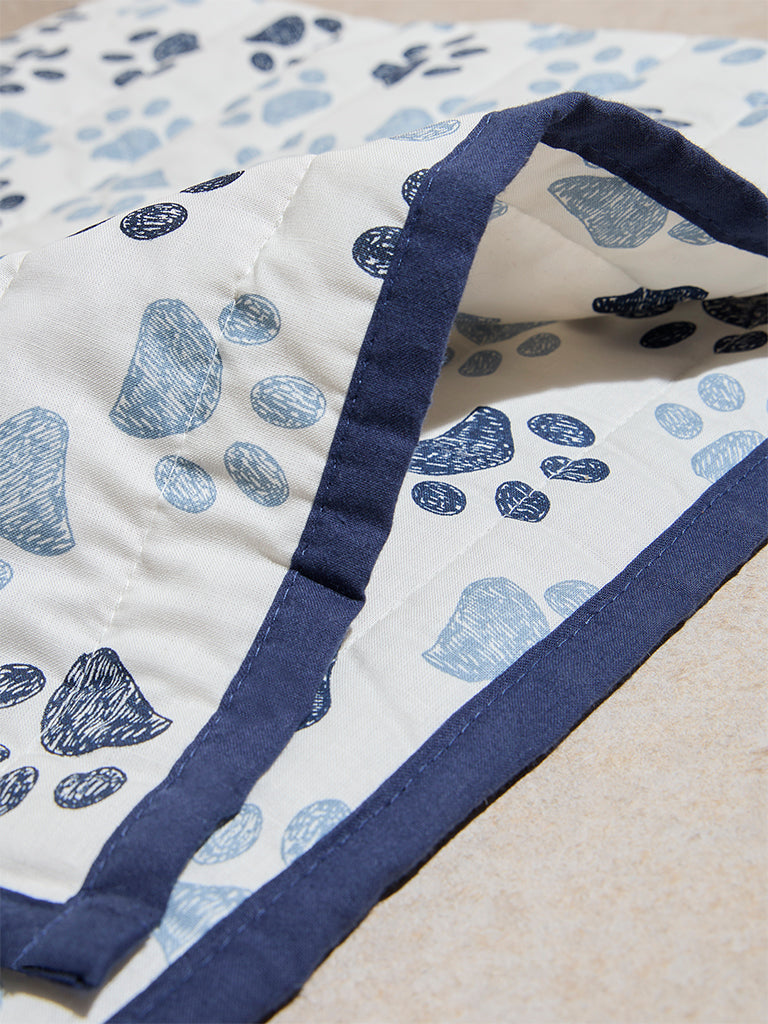 Westside Home Blue Paw Pet Quilt - Medium