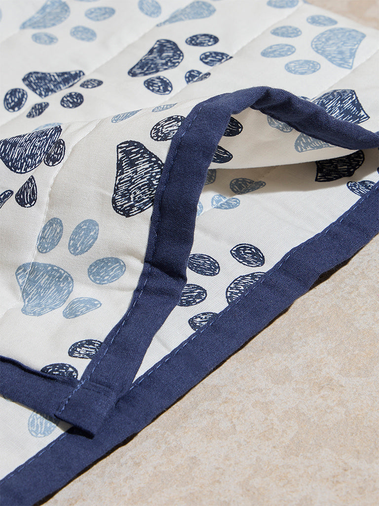 Westside Home Blue Paw Pet Quilt - Small