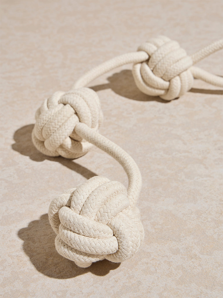 Westside Home White Three Knots Pet Rope