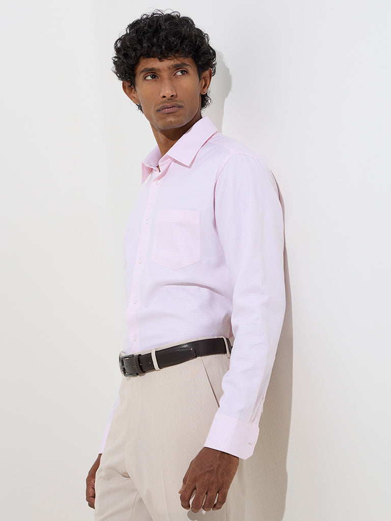 WES Formals Pink Checkered Slim-Fit Cotton Shirt