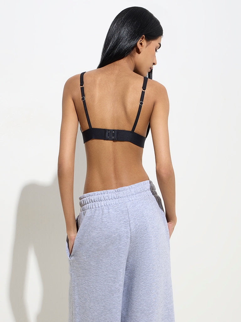 westisde Superstar Women's Black Ribbed-Textured Padded Cotton-Blend Bra for Casual Wear Back View