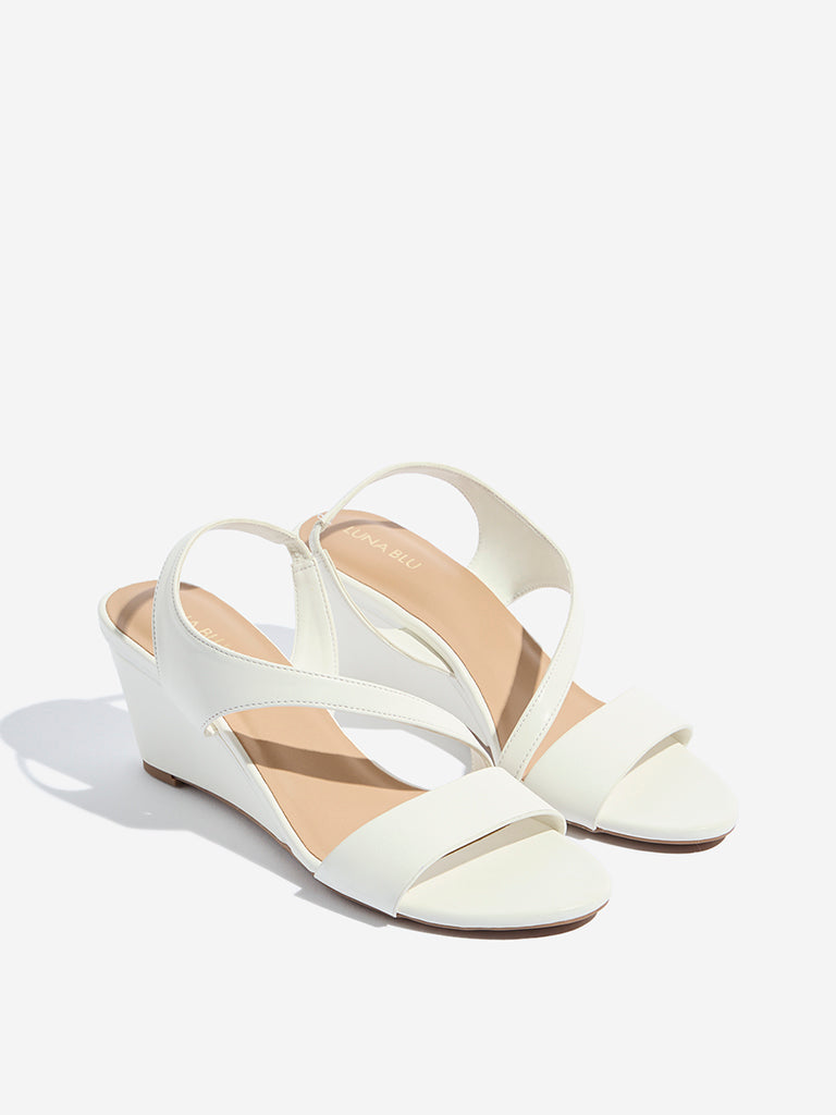 Westside LUNA BLU Women's White Wedge Sandals Front View