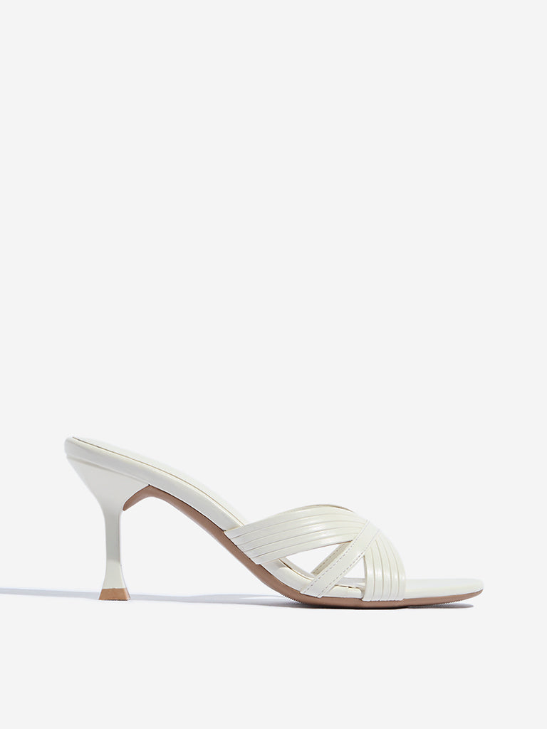 Westside LUNA BLU Women's White Stiletto Sandals Side View