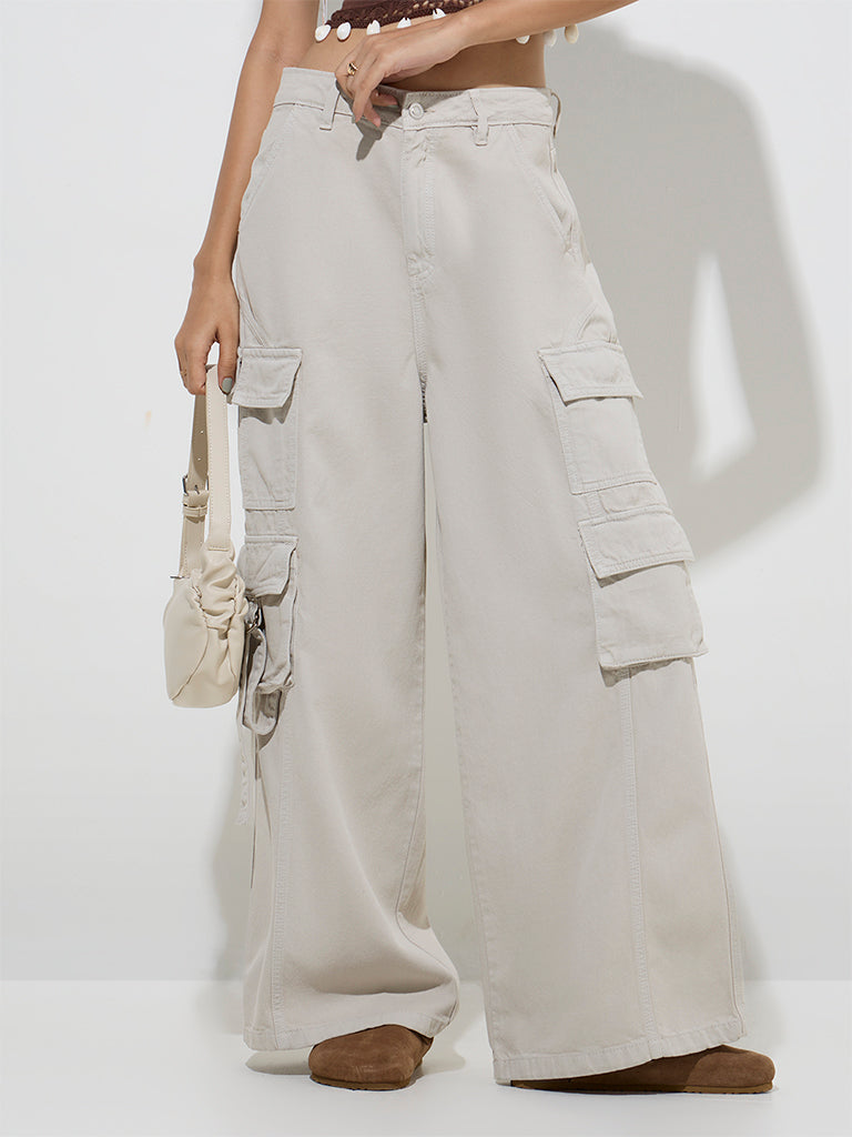 Nuon Beige Cargo-Style Relaxed - Fit Mid - Rise Jeans