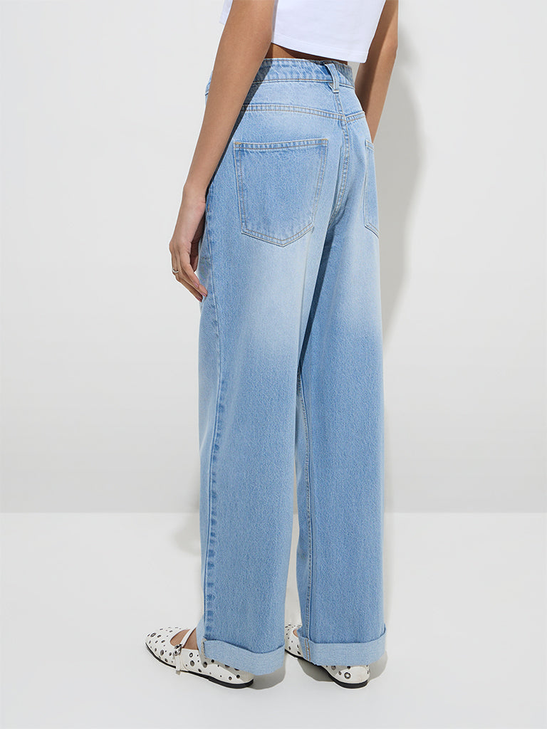 Nuon Blue Relaxed - Fit High - Rise Jeans