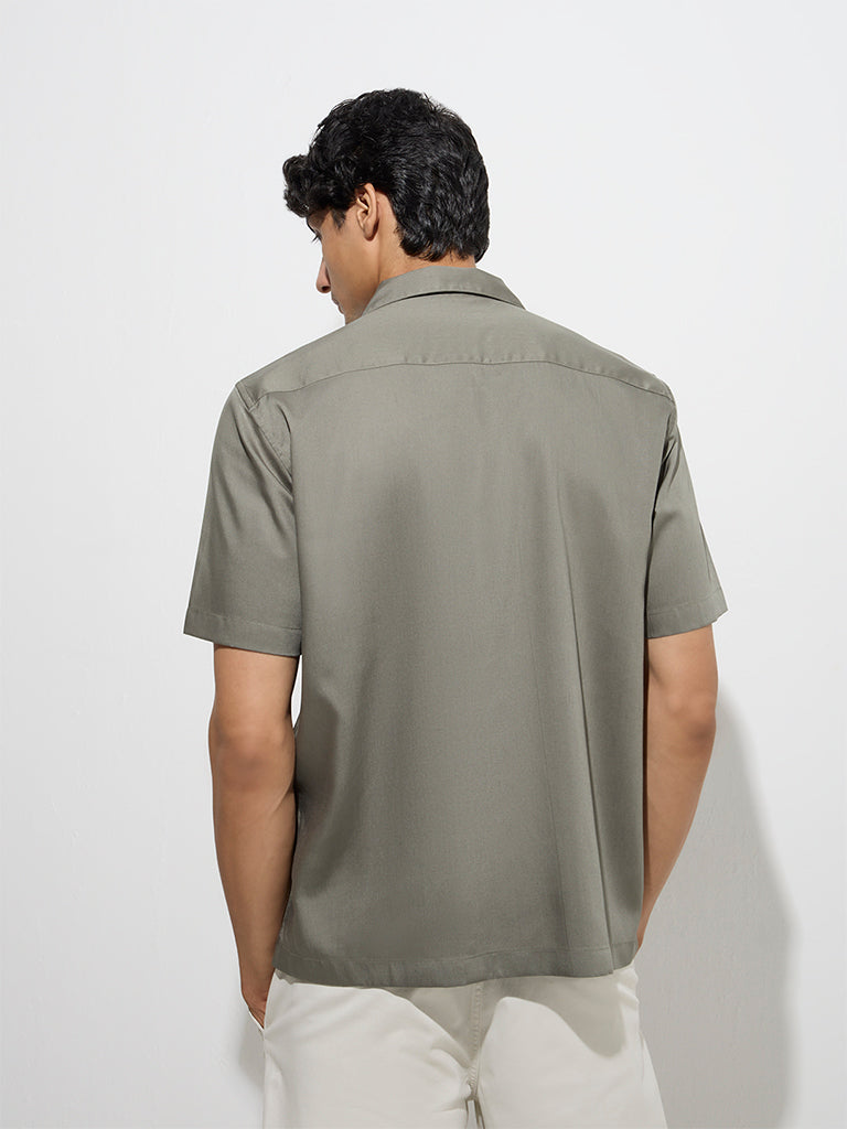Westside WES Casuals Men's Dark Sage Solid Relaxed-Fit Shirt for Casual Wear Back View