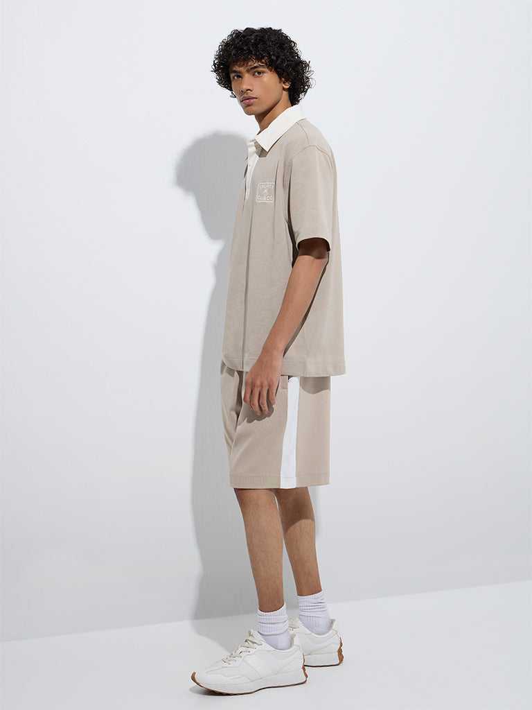 westisde Studiofit Men's Beige Relaxed-Fit Mid-Rise Cotton-Blend Shorts for Sports Wear Full Model View