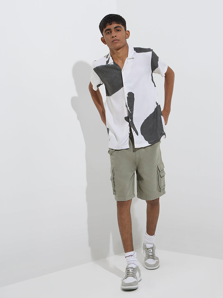 Y&F Kids Sage Mid-Rise Denim Shorts