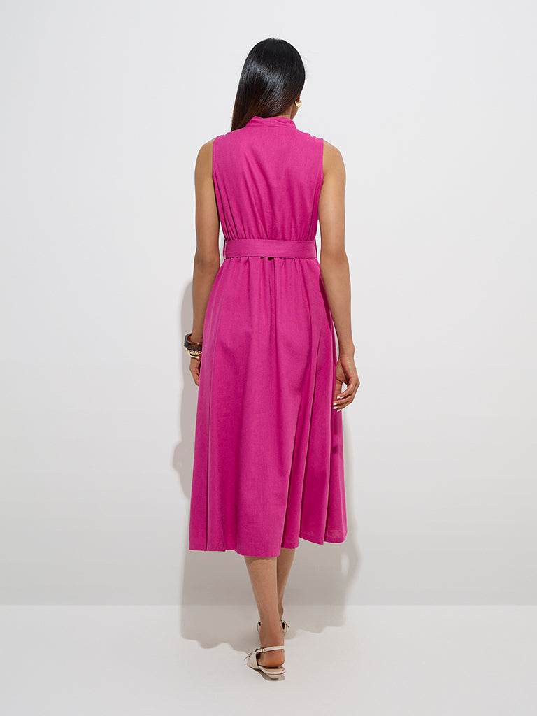 westisde Wardrobe Women's Magenta Solid A-Line Dress with Belt for Work Wear Back View