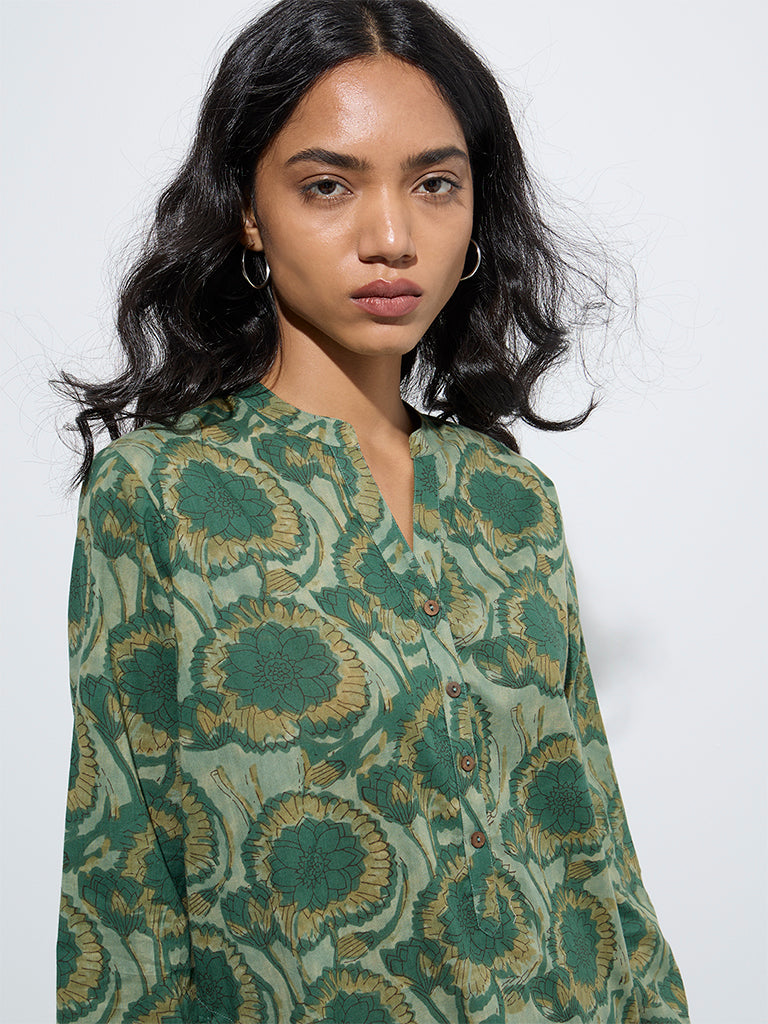 Utsa Green Floral Printed Straight Cotton Kurta