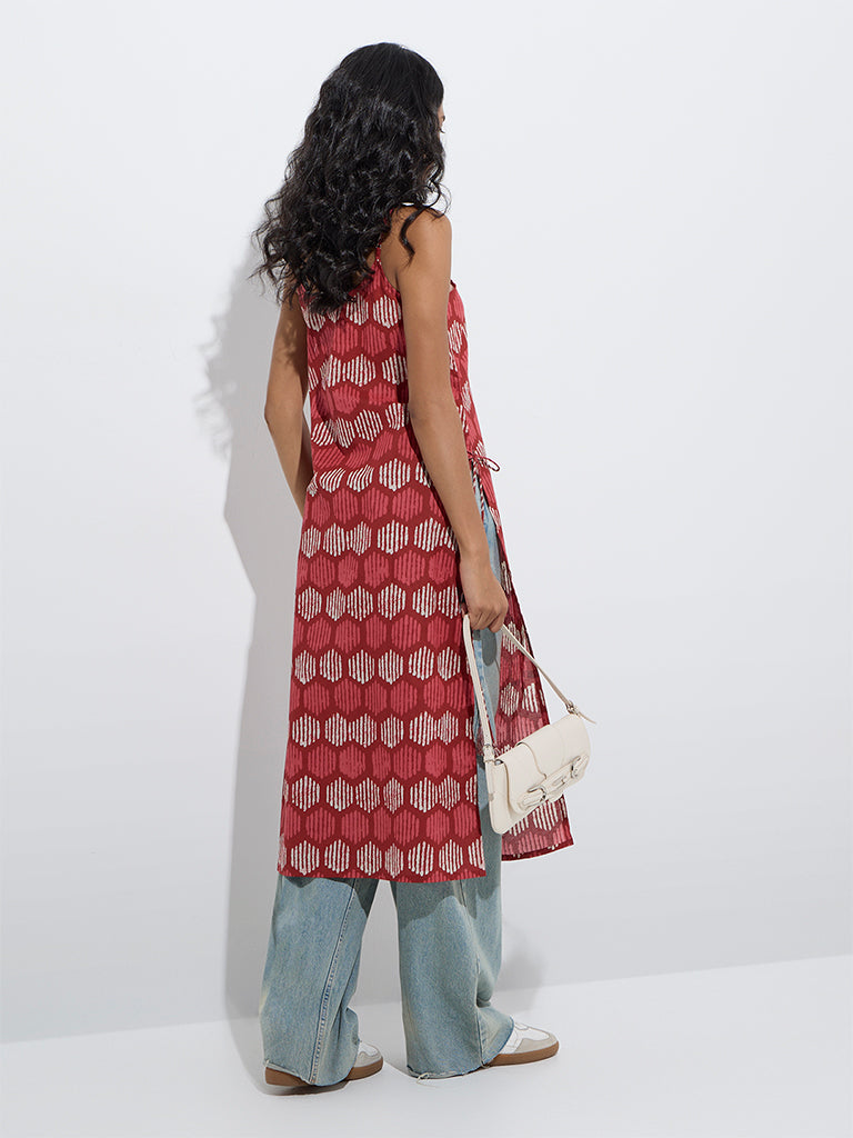 westisde Utsa Women's Red Geometric Printed A-Line Cotton Kurta for Everyday Back View
