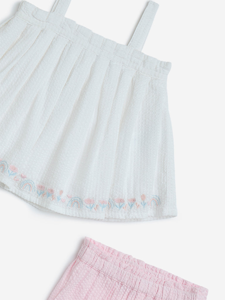 westisde HOP Baby Girls' White Floral Cotton Top and Shorts Set for Casual Wear Zoom View