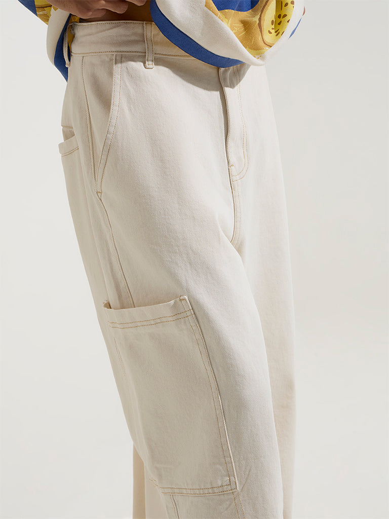 Nuon Off-White Relaxed-Fit Mid-Rise Jeans