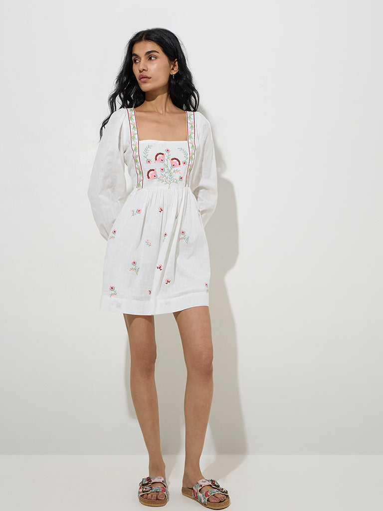 Bombay Paisley White Floral Design Cotton A-Line Dress