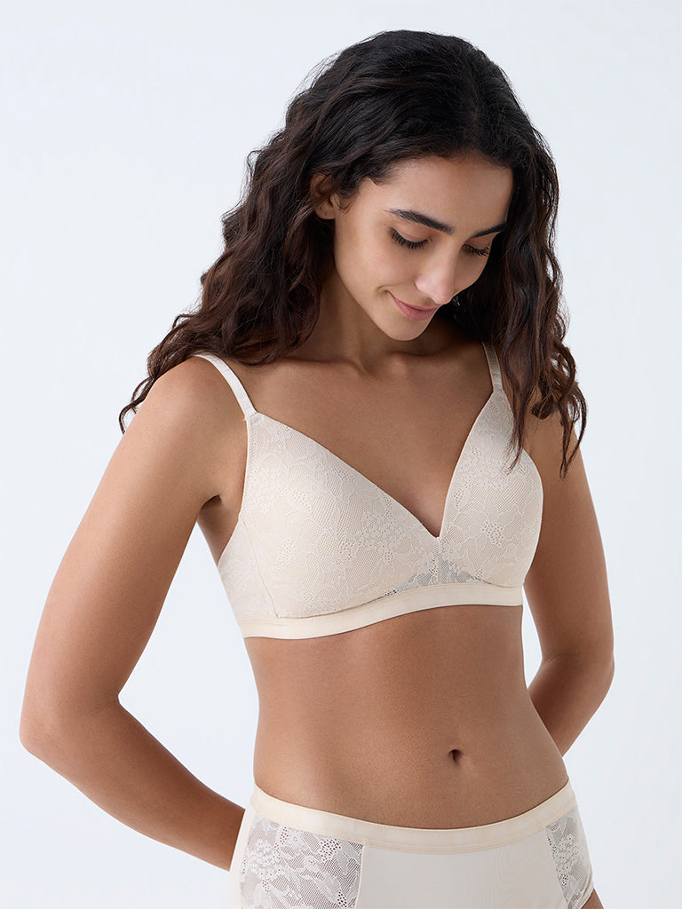 Wunderlove Light Beige Lace Detailed Padded Bra