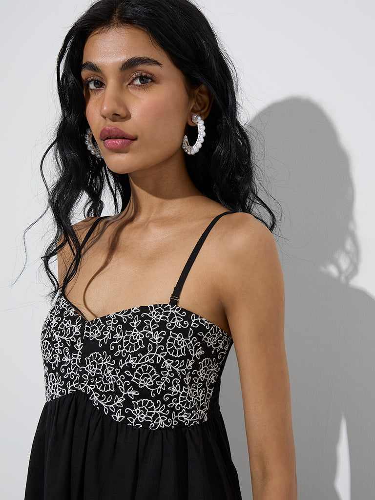 Bombay Paisley Black Floral Design Cotton A-Line Dress