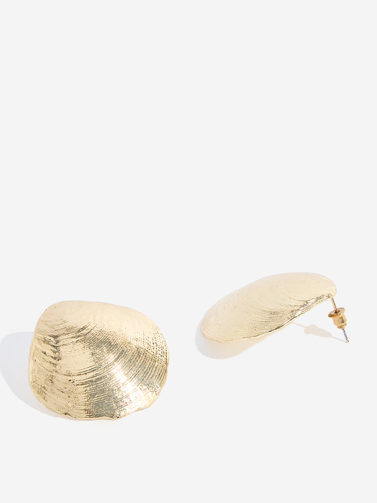 Westside Accessories Gold Shell Stud Earrings