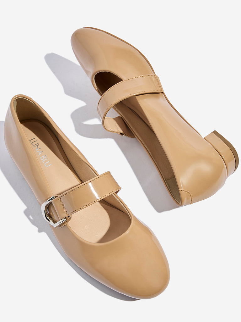 Westside LUNA BLU Women's Beige Mary Jane Shoes Zoomed View