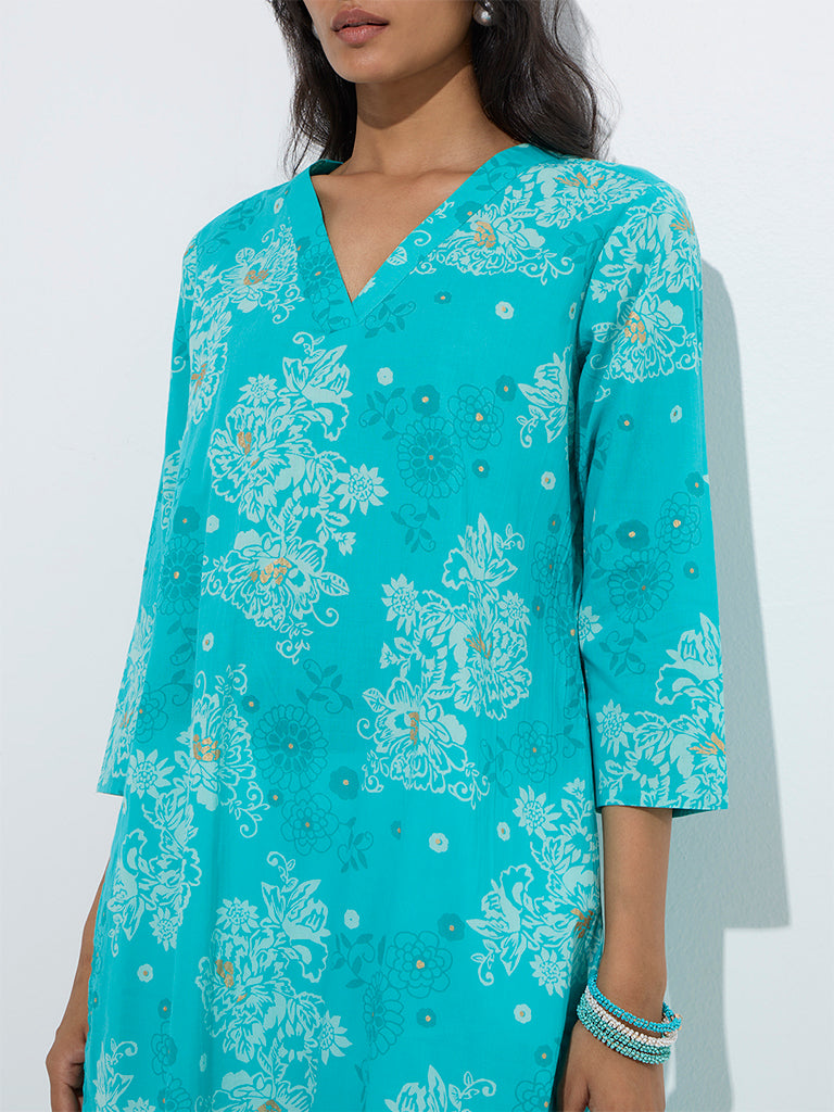 westisde Utsa Women's Turquoise Botanical Design Cotton Straight Kurta for Everyday Zoom View