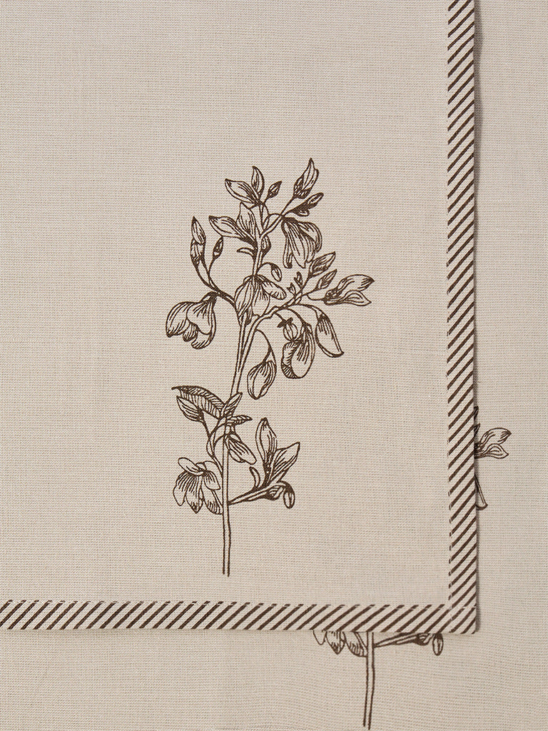 Westside Home Beige Floral Pattern Table Napkins (Set of 4)