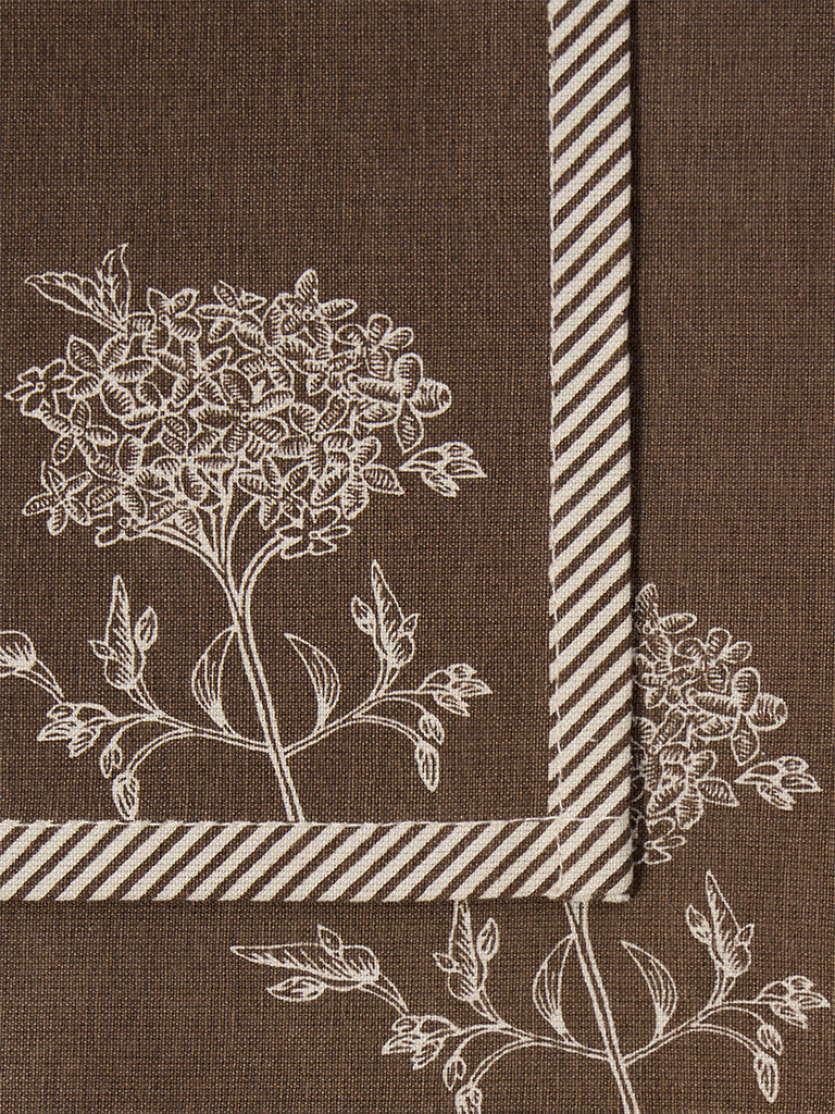 Westside Home Brown Floral Pattern Placemats (Set of 4)
