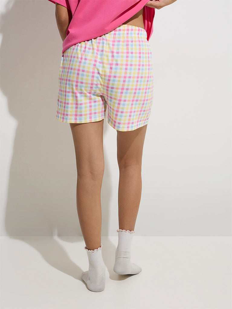 westisde Wunderlove Women's Multicolour Checkered High-Rise Cotton Shorts for Casual Wear Back View