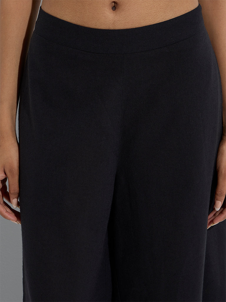 Utsa Black Solid Cotton-Blend Ethnic Pants