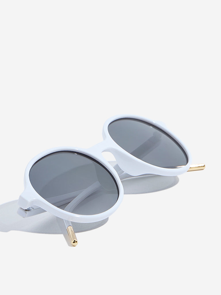 Westside Accessories White Round Sunglasses with Pouch