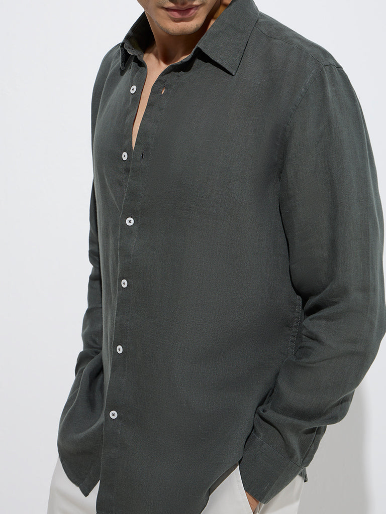 Westside Ascot Men's Olive Solid Relaxed-Fit Linen Shirt for Casual Wear Zoom View