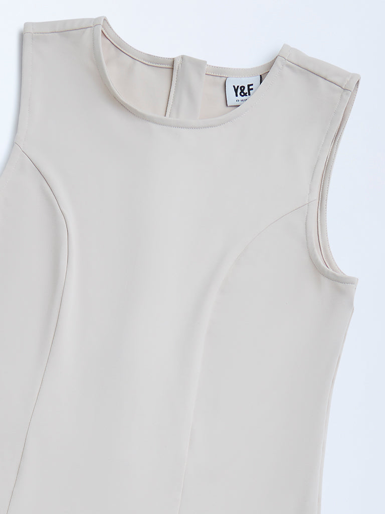 Westside Y&F Girl's Taupe Solid Drop-Waist Dress for Casual Wear Zoomed View