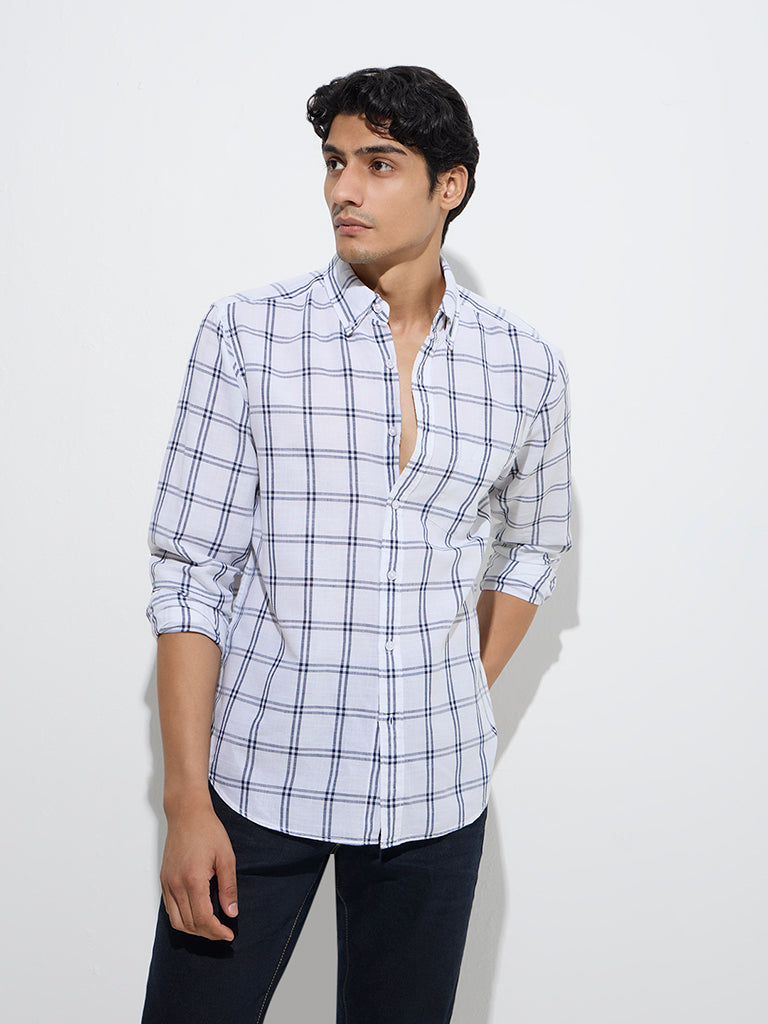 Westside WES Casuals Men's White Checkered Relaxed-Fit Linen-Blend Shirt for Casual Wear Front View