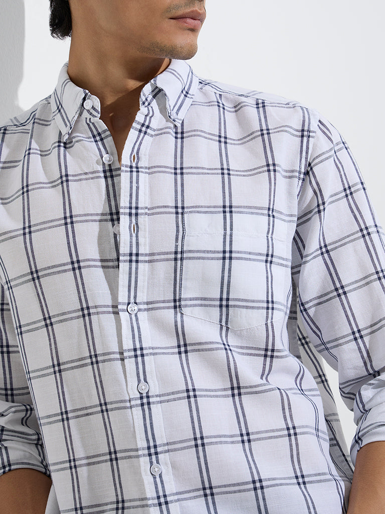 Westside WES Casuals Men's White Checkered Relaxed-Fit Linen-Blend Shirt for Casual Wear Zoom View