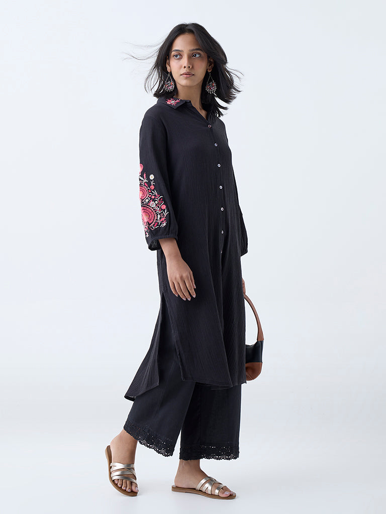 Utsa Black Floral Embroidered Straight Cotton Kurta
