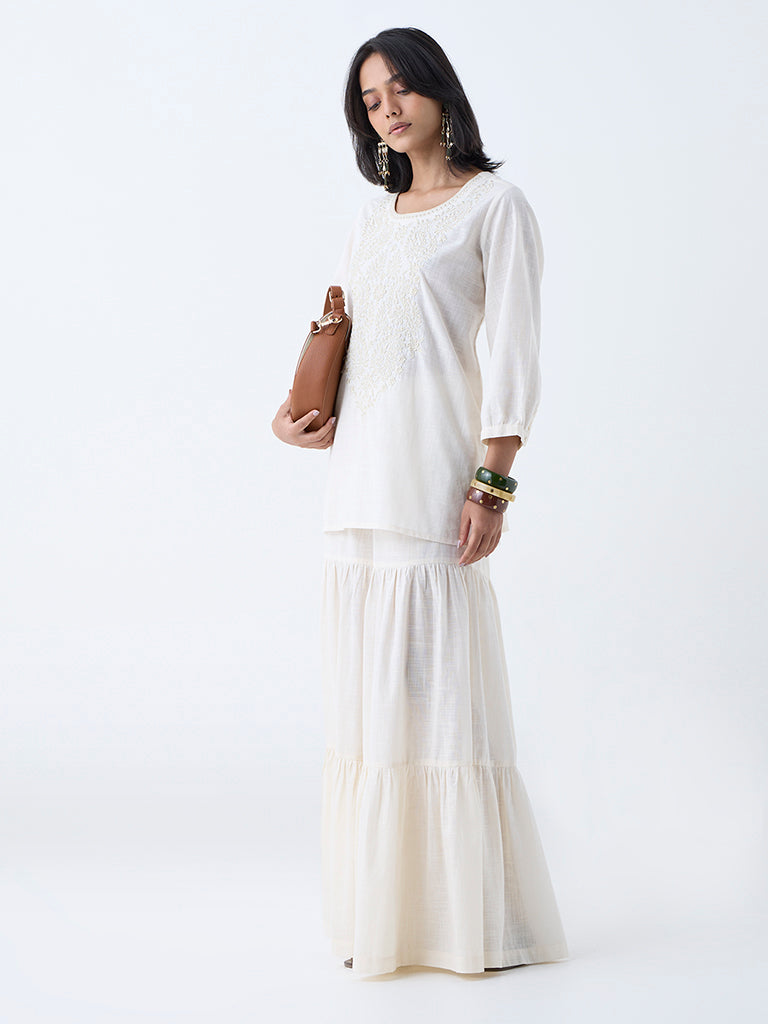 Utsa Off-White Paisley Embroidered Cotton Kurti