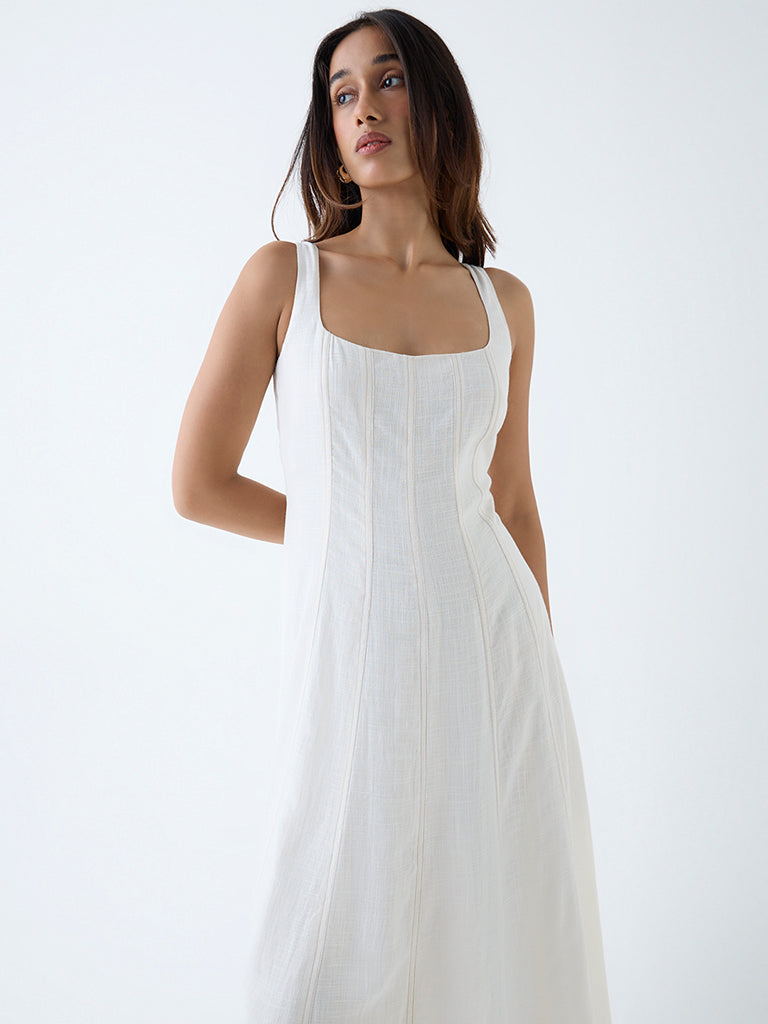 Westside LOV Women's Off-White Solid A-Line Dress for Casual Wear Zoomed View