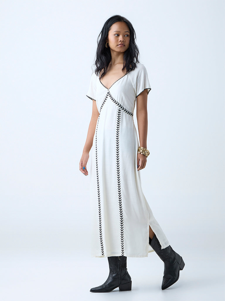 Bombay Paisley White Leaf Design A-Line Dress