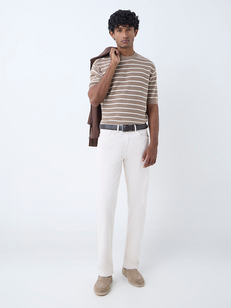 Westside Ascot Men's Off-White Relaxed-Fit Mid-Rise Jeans for Casual Wear Full View