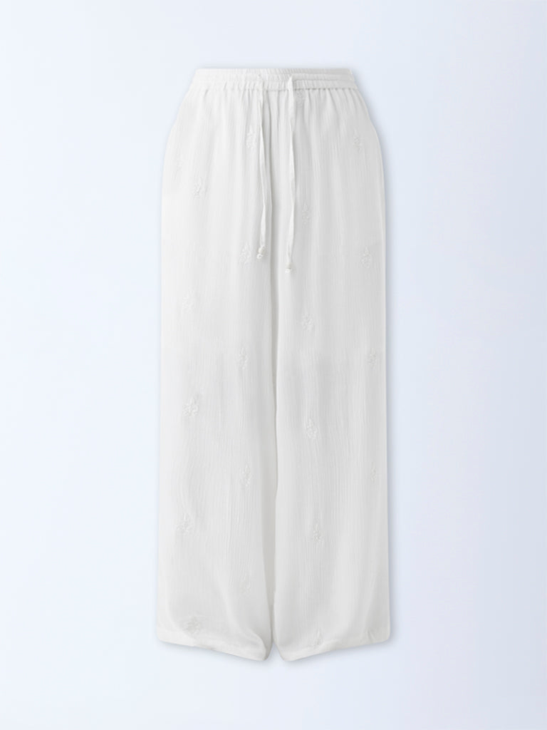 Bombay Paisley White Crinkle-Textured Pants