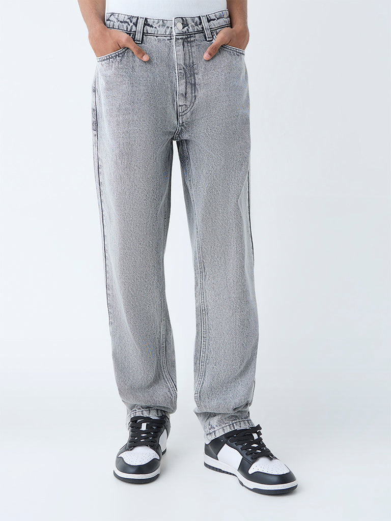Westside Nuon Men's Grey Faded Relaxed-Fit Mid-Rise Jeans for Casual Wear Front View