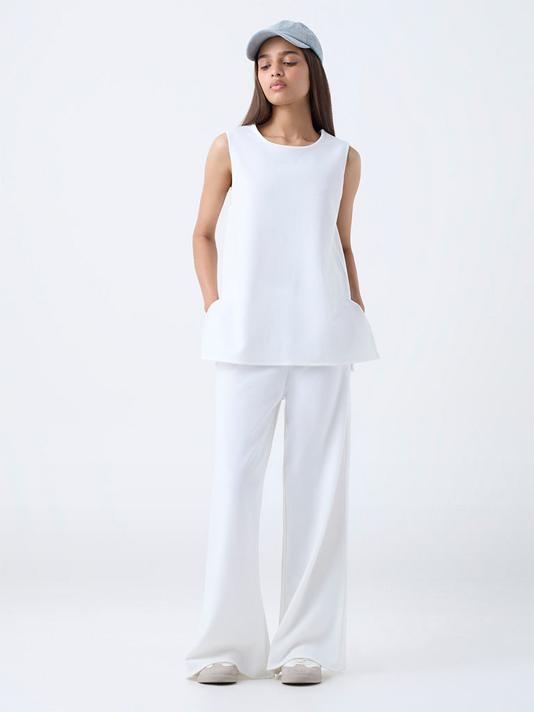 LOV White Solid Top