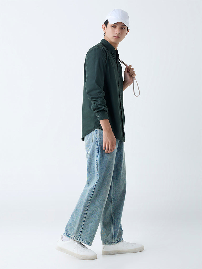 Nuon Dark Green Solid Slim-Fit Cotton Shirt