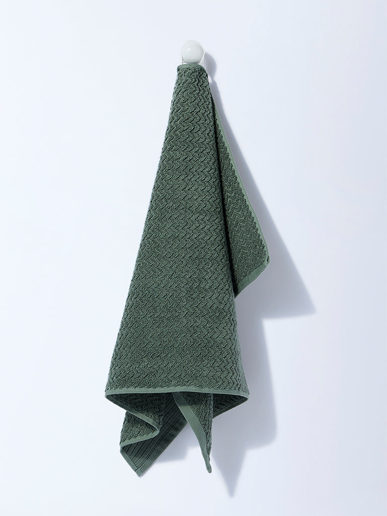 Westside Home Green Chevron Design Bath Sheet