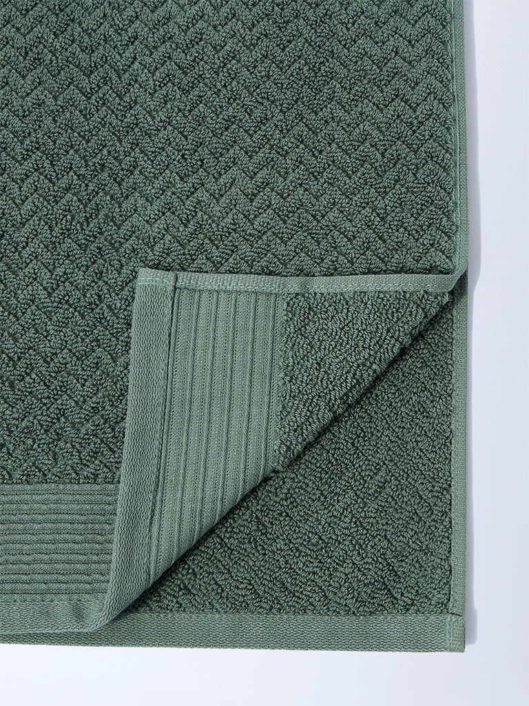 Westside Home Green Chevron Design Bath Sheet