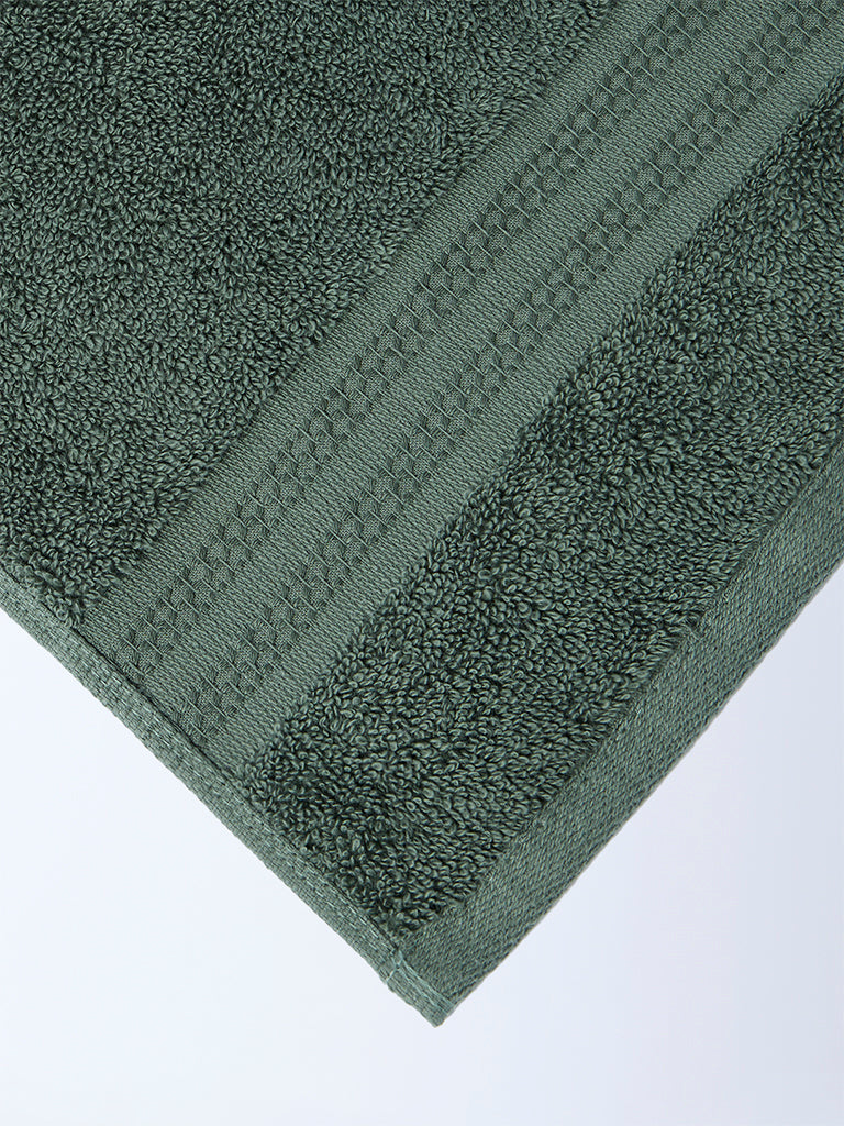 Westside Home Green Solid Bath Towel