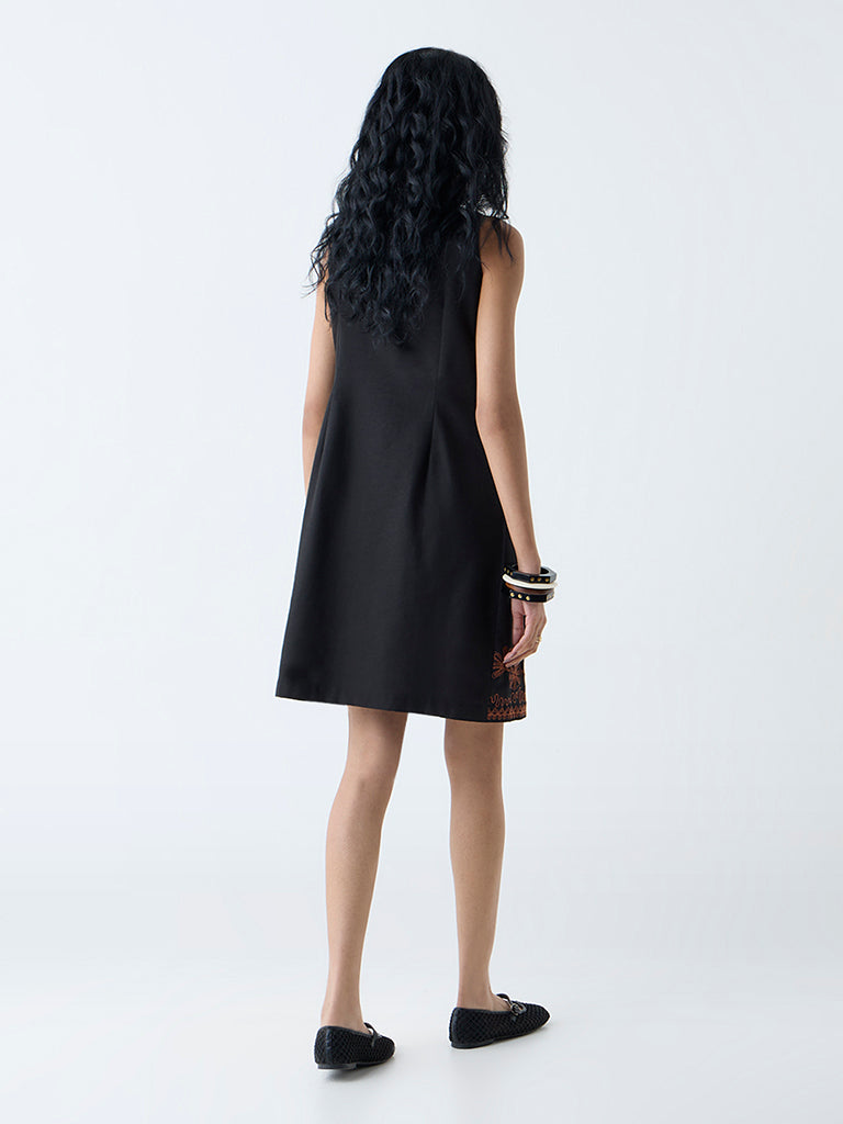 Westside Bombay Paisley Women's Black Embroidered Cotton-Blend Shift Dress for Everyday Back View