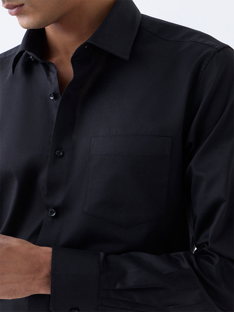 WES Formals Black Solid Slim-Fit Cotton Shirt