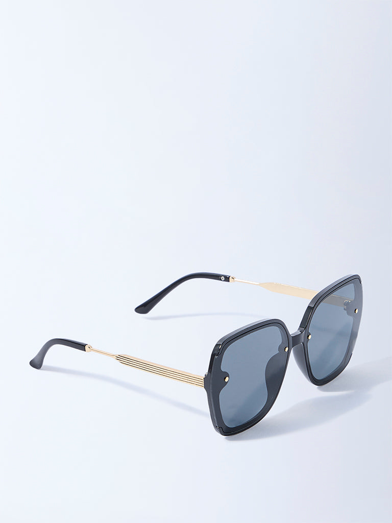 Westside Accessories Black Stud-Design Oversized Sunglasses with Pouch